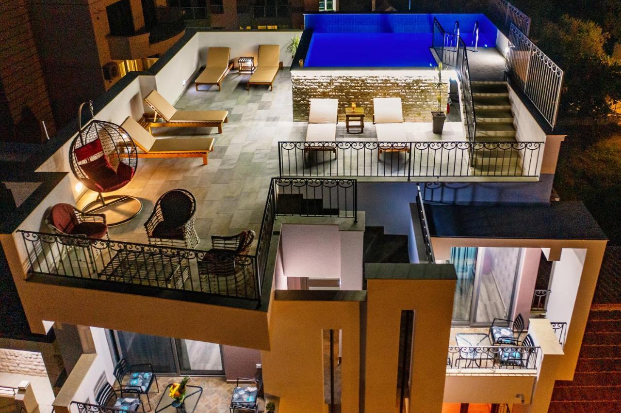 De Lux Apartments Luka バール エクステリア 写真