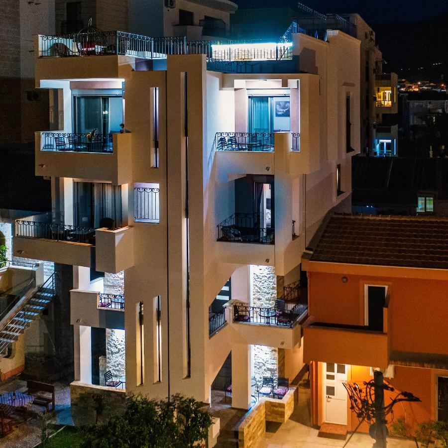 De Lux Apartments Luka バール エクステリア 写真