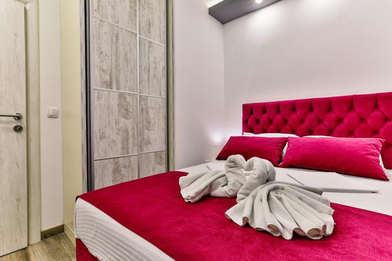 De Lux Apartments Luka バール エクステリア 写真