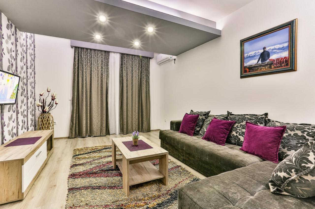 De Lux Apartments Luka バール エクステリア 写真