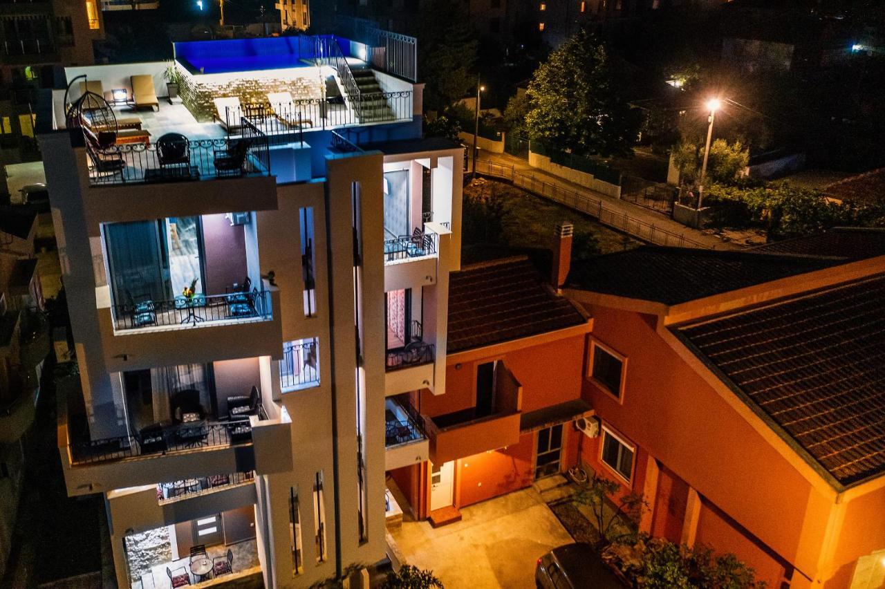 De Lux Apartments Luka バール エクステリア 写真