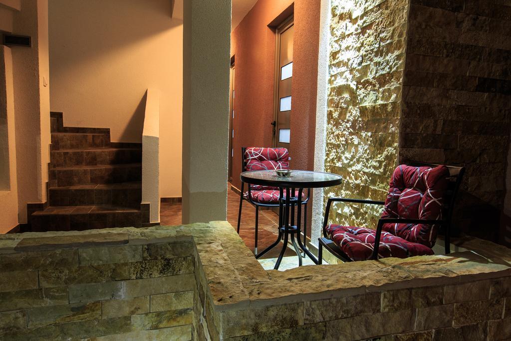 De Lux Apartments Luka バール エクステリア 写真