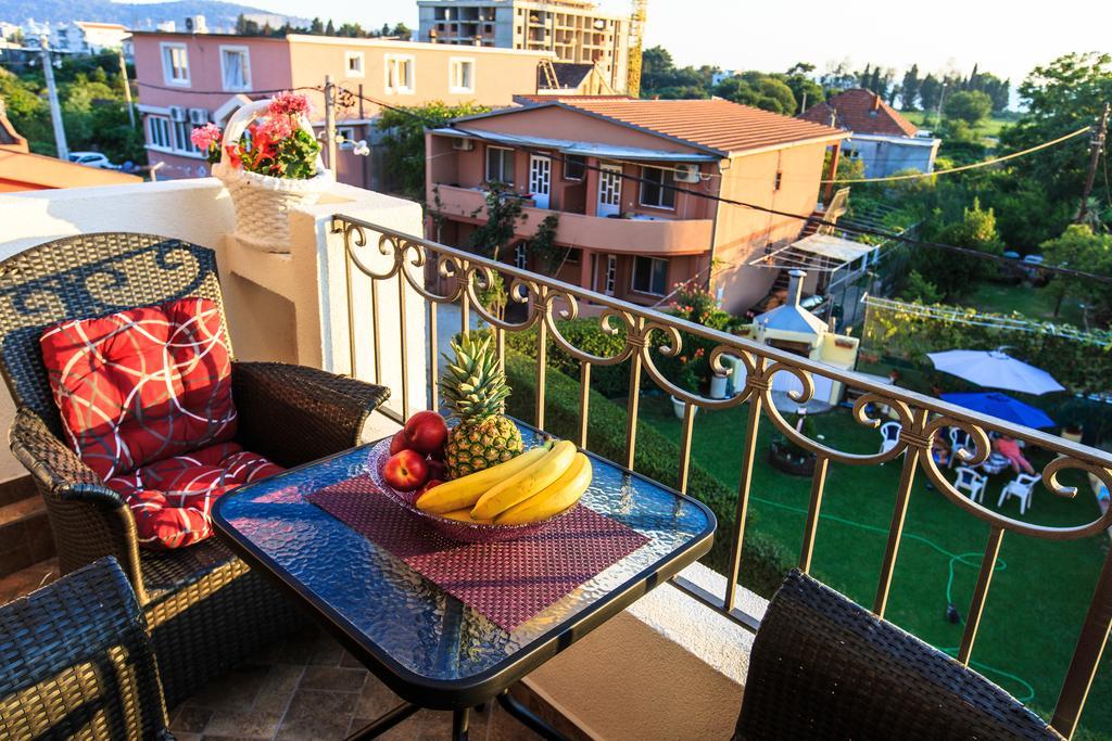 De Lux Apartments Luka バール エクステリア 写真