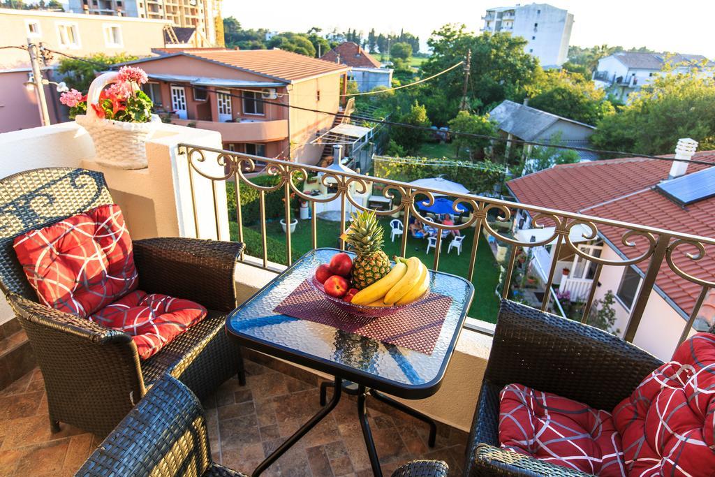 De Lux Apartments Luka バール エクステリア 写真