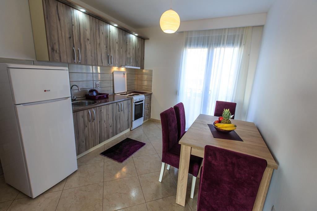 De Lux Apartments Luka バール エクステリア 写真