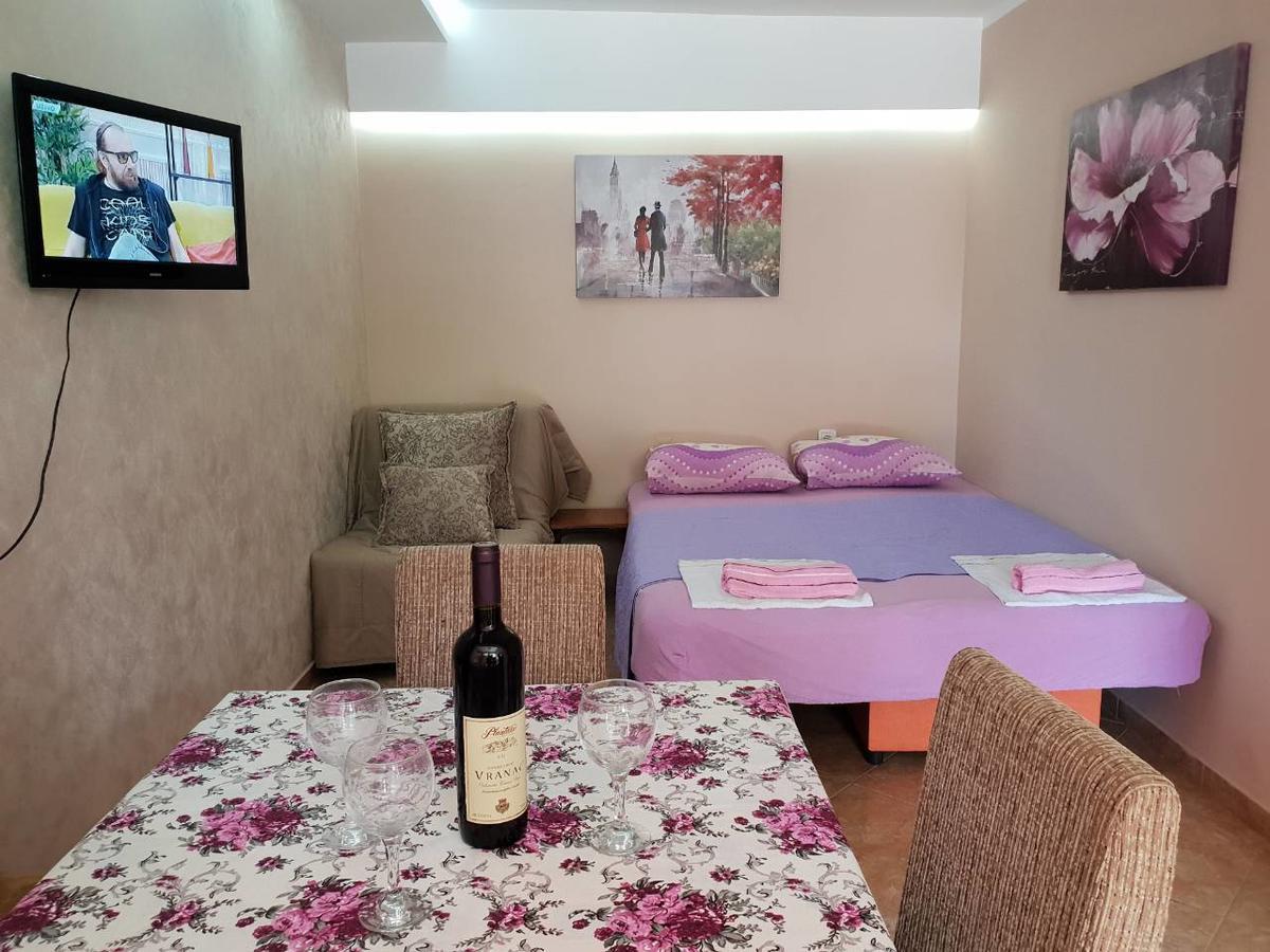 De Lux Apartments Luka バール エクステリア 写真
