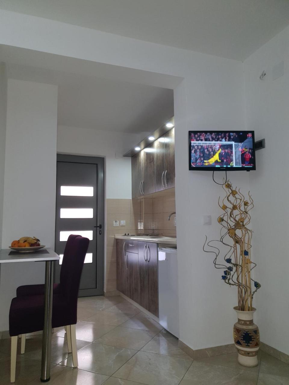 De Lux Apartments Luka バール エクステリア 写真